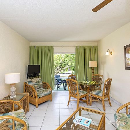 Plum Tree Club Apartment Christ Church Bagian luar foto
