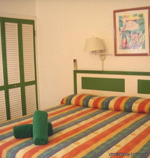Plum Tree Club Apartment Christ Church Ruang foto