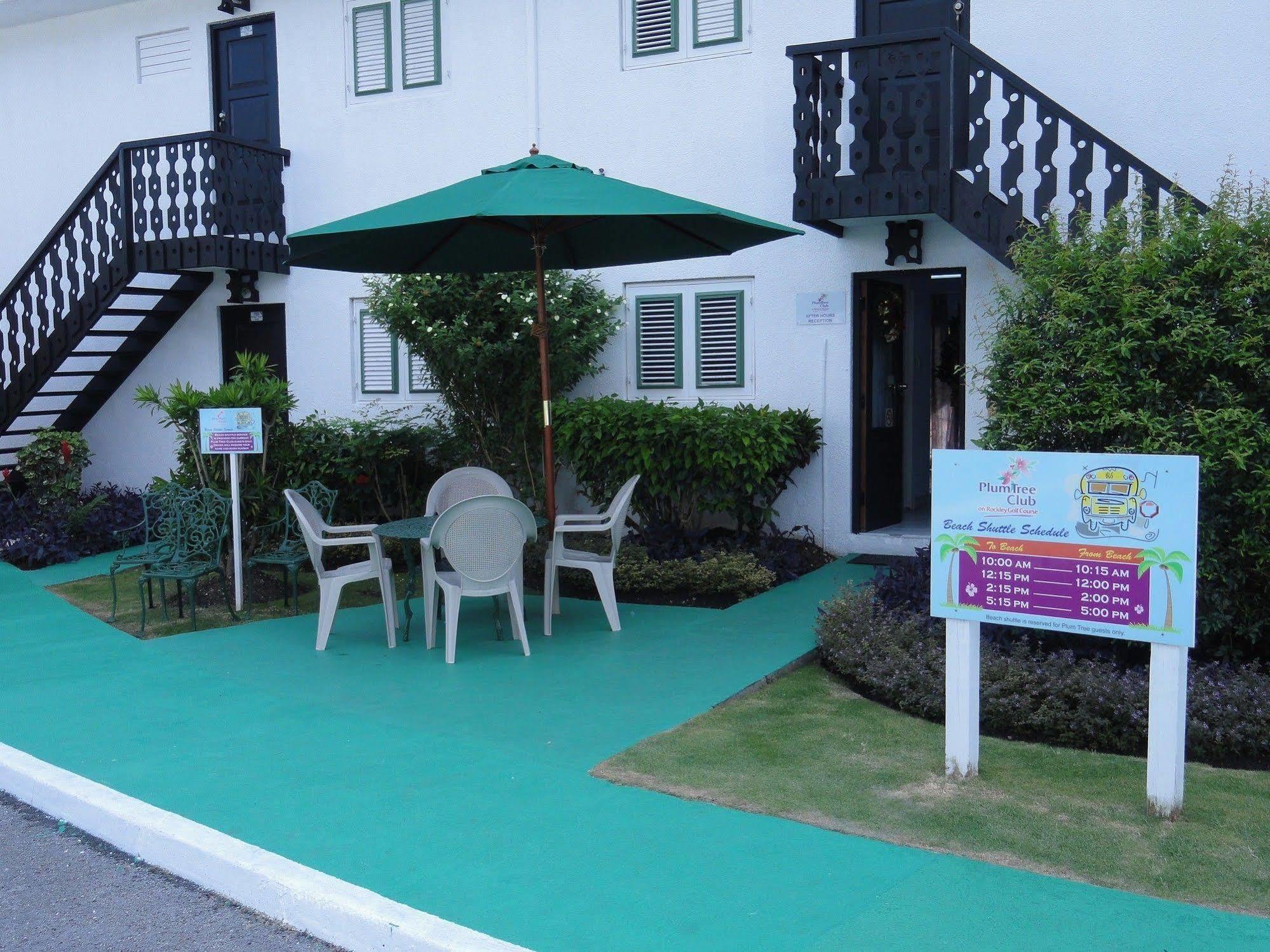 Plum Tree Club Apartment Christ Church Bagian luar foto